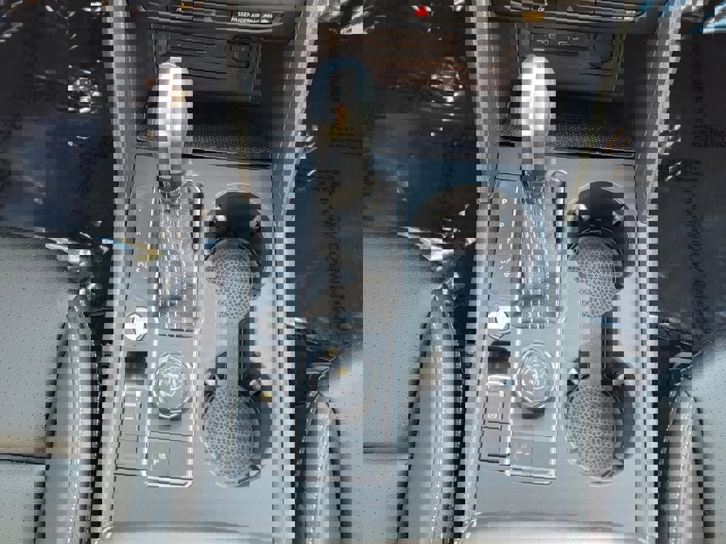 Used 2021 Volkswagen Atlas SE image 28