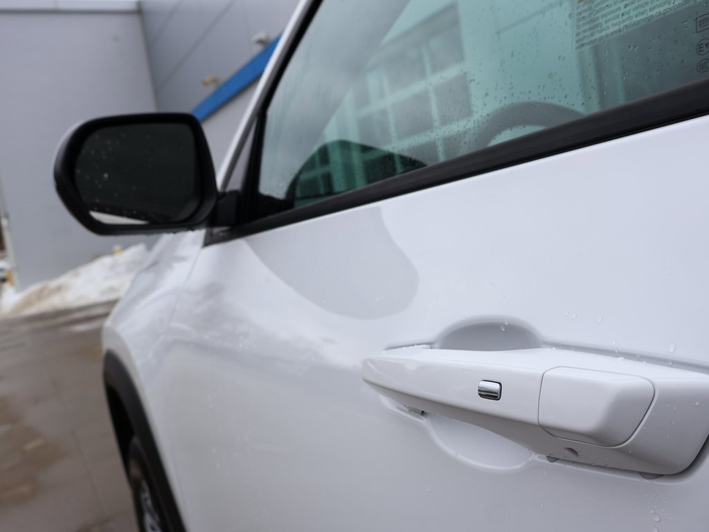 New 2026 Chevrolet Equinox LT w/ LPO, Floor Liner Package image 10