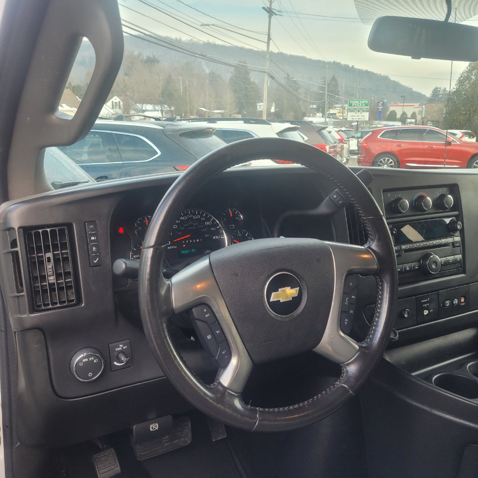 Used 2016 Chevrolet Express 3500 LT w/ LT Preferred Equipment Group image 16