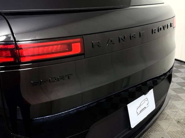 New 2027 Land Rover Range Rover Sport SE AWD/4WD image 7
