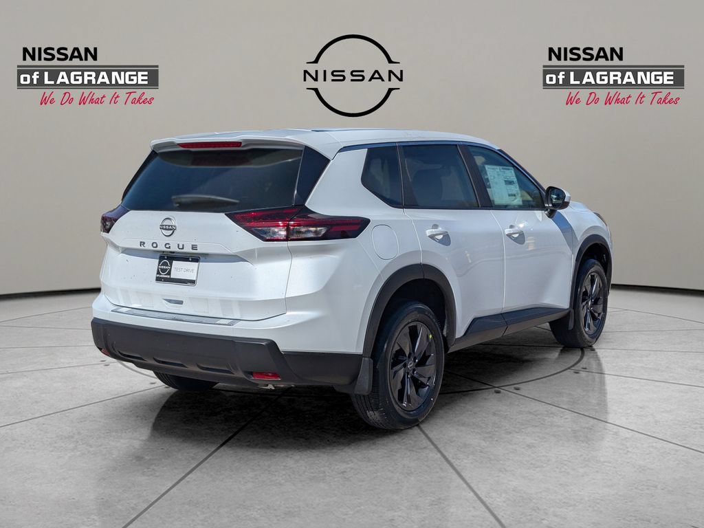 New 2026 Nissan Rogue SV FWD image 5