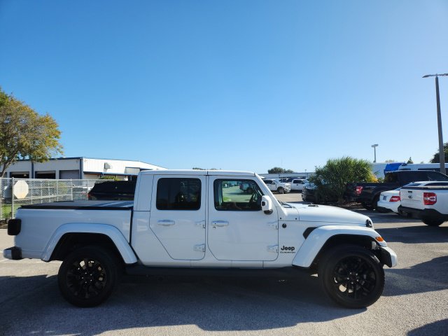 Used 2021 Jeep Gladiator Overland AWD/4WD image 4