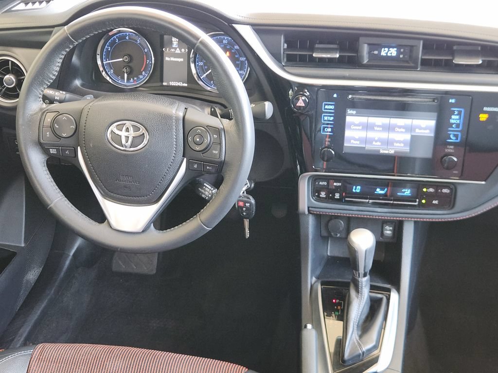 Used 2017 Toyota Corolla SE w/ Carpet Mat Package (TMS) FWD image 26