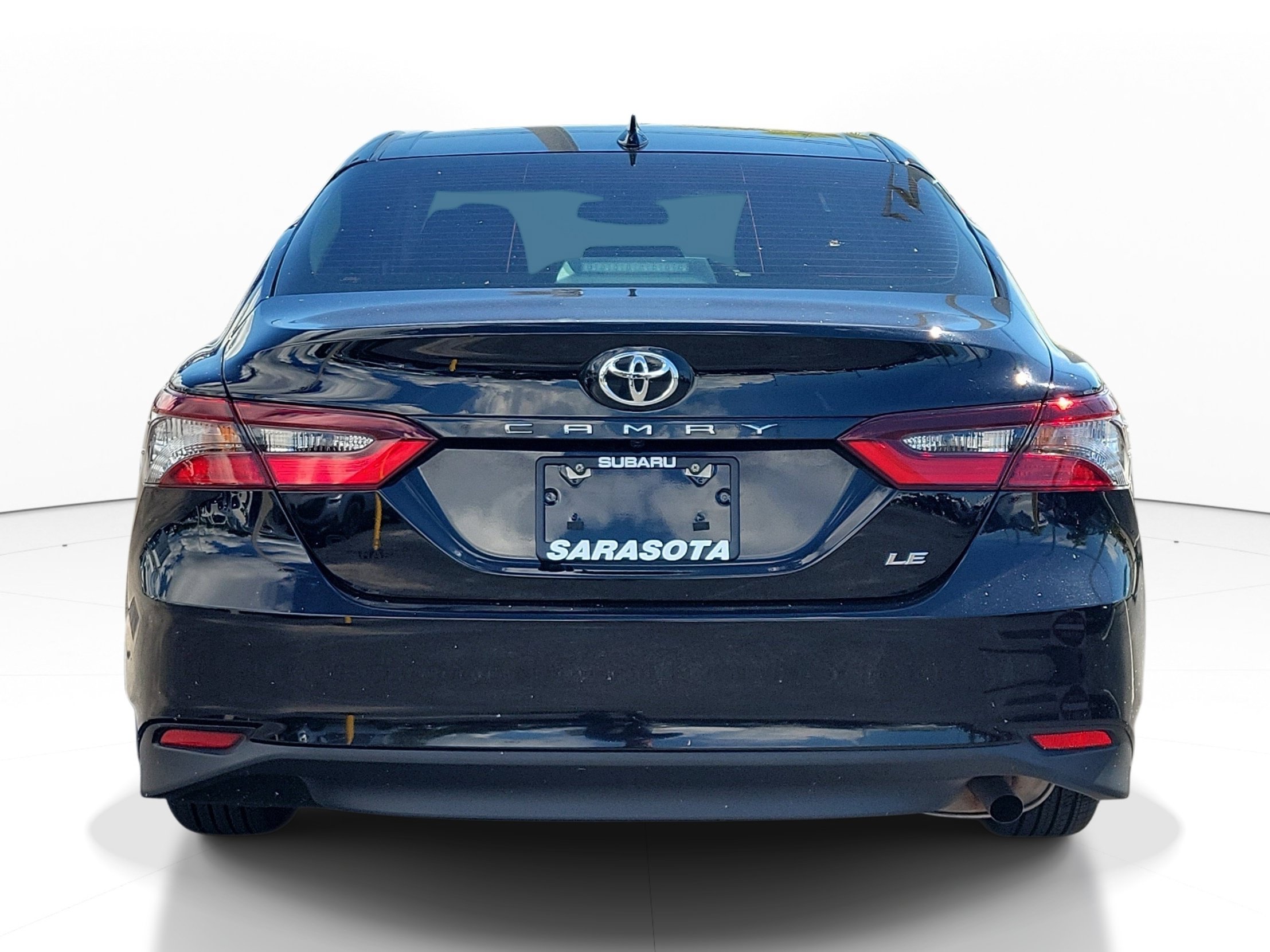Used 2024 Toyota Camry LE FWD image 5
