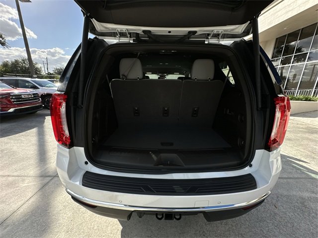 Used 2023 GMC Yukon SLT w/ SLT Luxury Package image 33