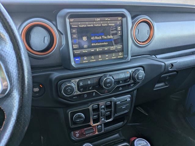 Used 2022 Jeep Gladiator Mojave w/ LED Lighting Group AWD/4WD image 15