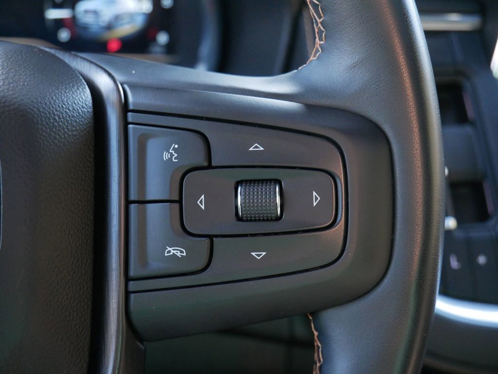 Used 2023 GMC Yukon AT4 w/ AT4 Premium Package AWD/4WD image 21
