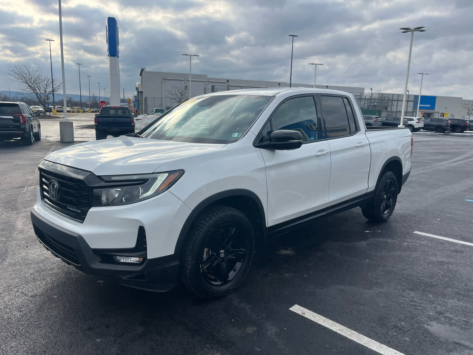 Certified 2023 Honda Ridgeline Black Edition image 6