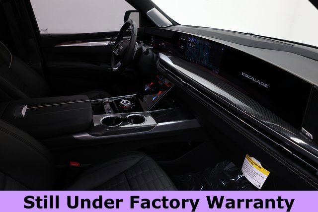 Used 2025 Cadillac Escalade V image 22