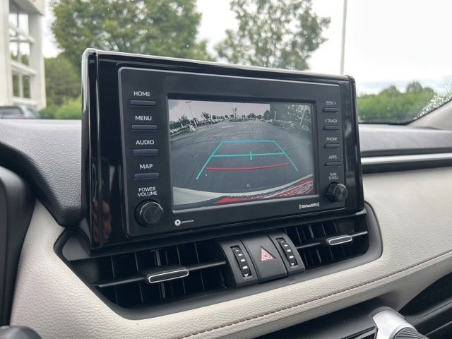 Used 2021 Toyota RAV4 XLE Premium image 27