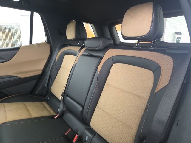 New 2026 Chevrolet Equinox ACTIV w/ Convenience Package III image 17