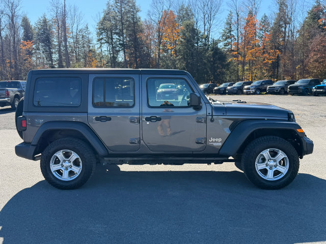 Used 2019 Jeep Wrangler Unlimited Sport AWD/4WD image 6