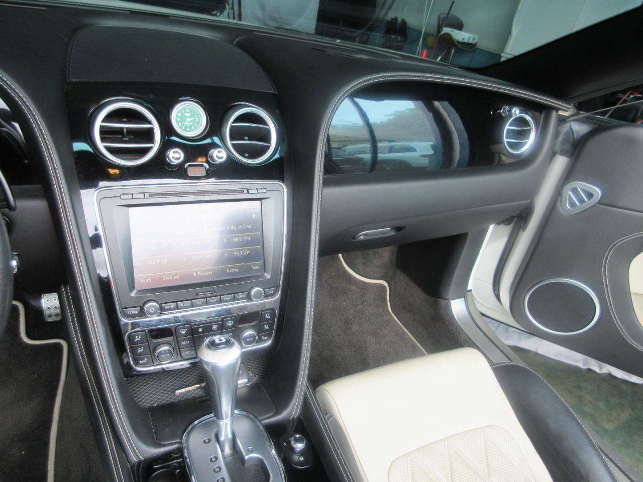 Used 2013 Bentley Continental GT AWD/4WD image 32