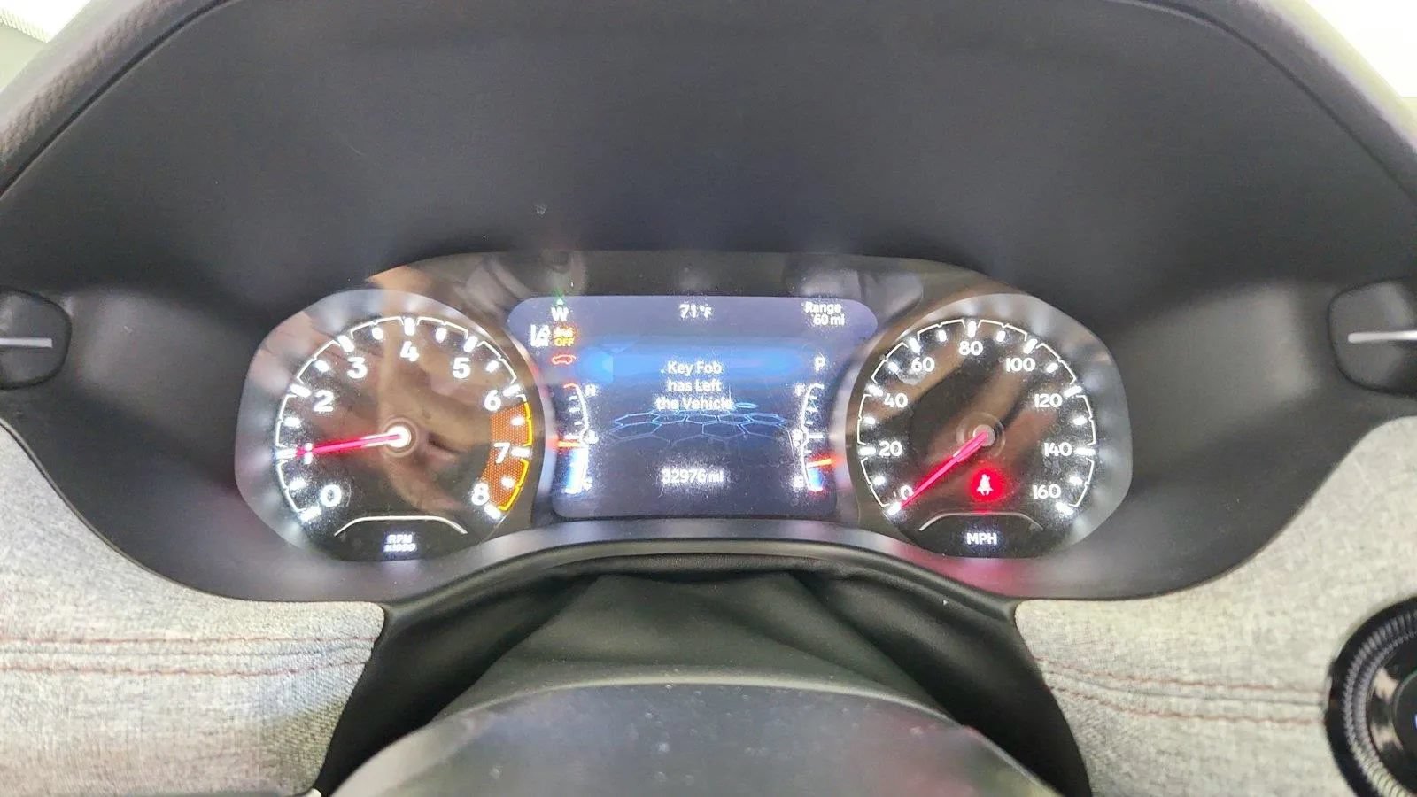 Used 2023 Jeep Compass Latitude AWD/4WD image 17