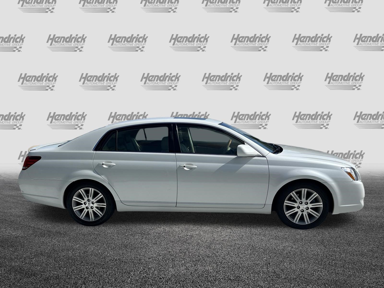 Used 2005 Toyota Avalon Limited FWD image 11