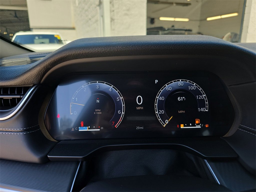 New 2025 Jeep Grand Cherokee Laredo w/ Luxury Tech Group I image 20