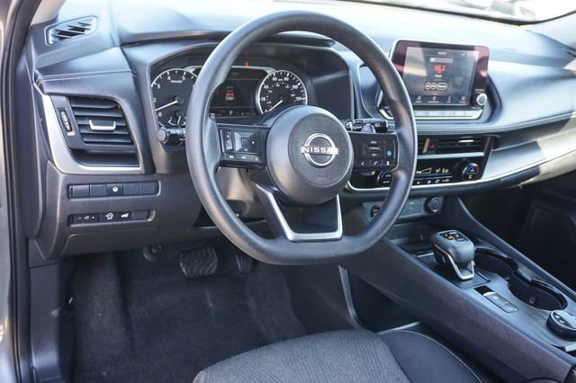 Used 2024 Nissan Rogue SV AWD/4WD image 10