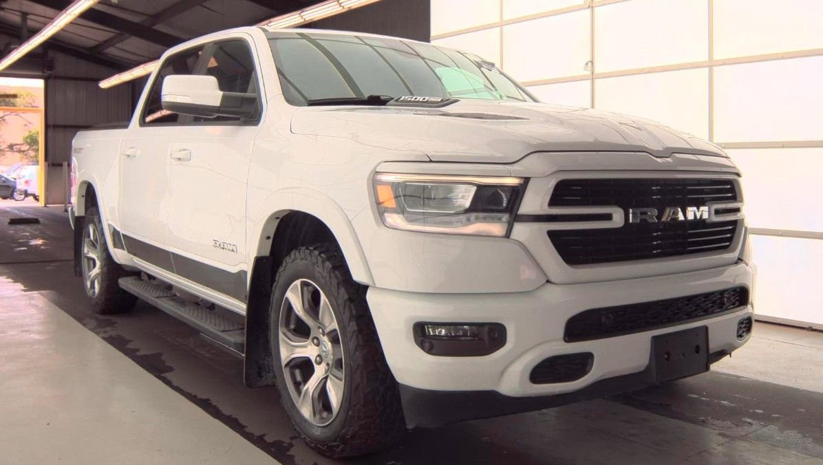 Used 2020 RAM 1500 Laramie AWD/4WD image 2