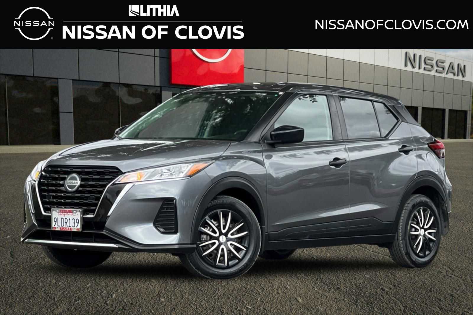 Used 2021 Nissan Kicks S image 1