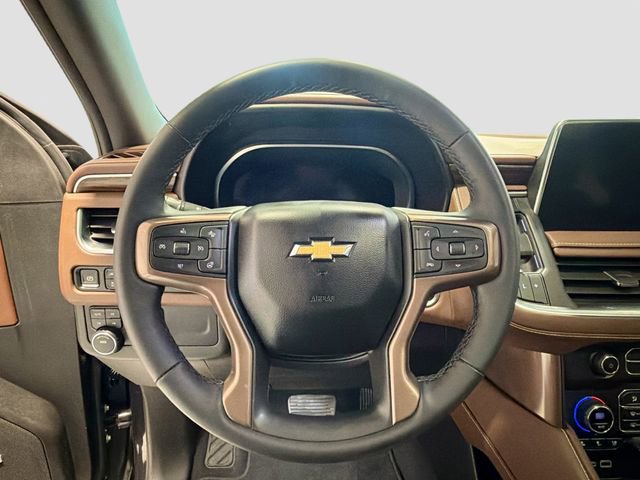 Used 2024 Chevrolet Suburban High Country image 11