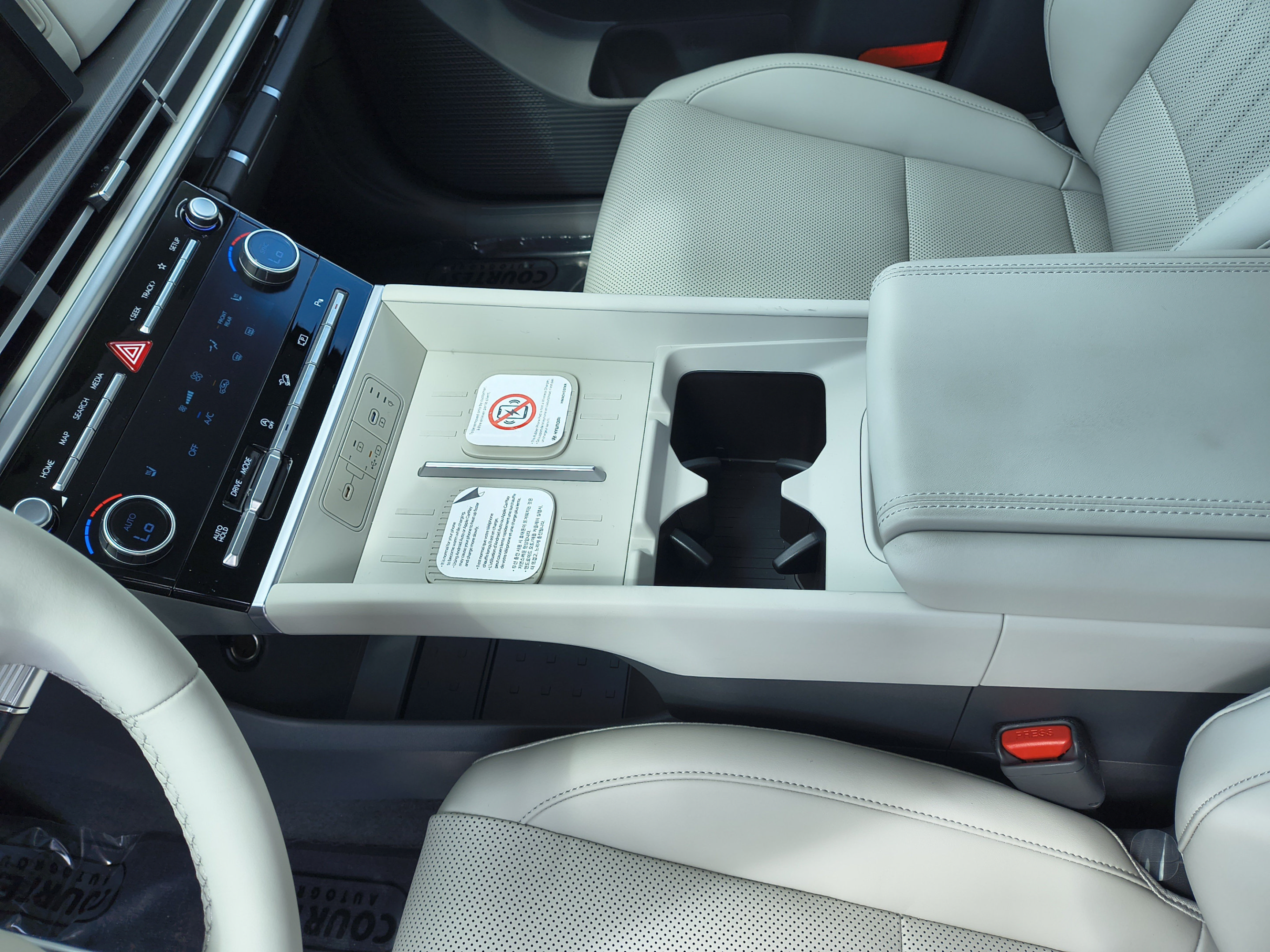 New 2027 Hyundai Santa Fe SEL FWD image 24