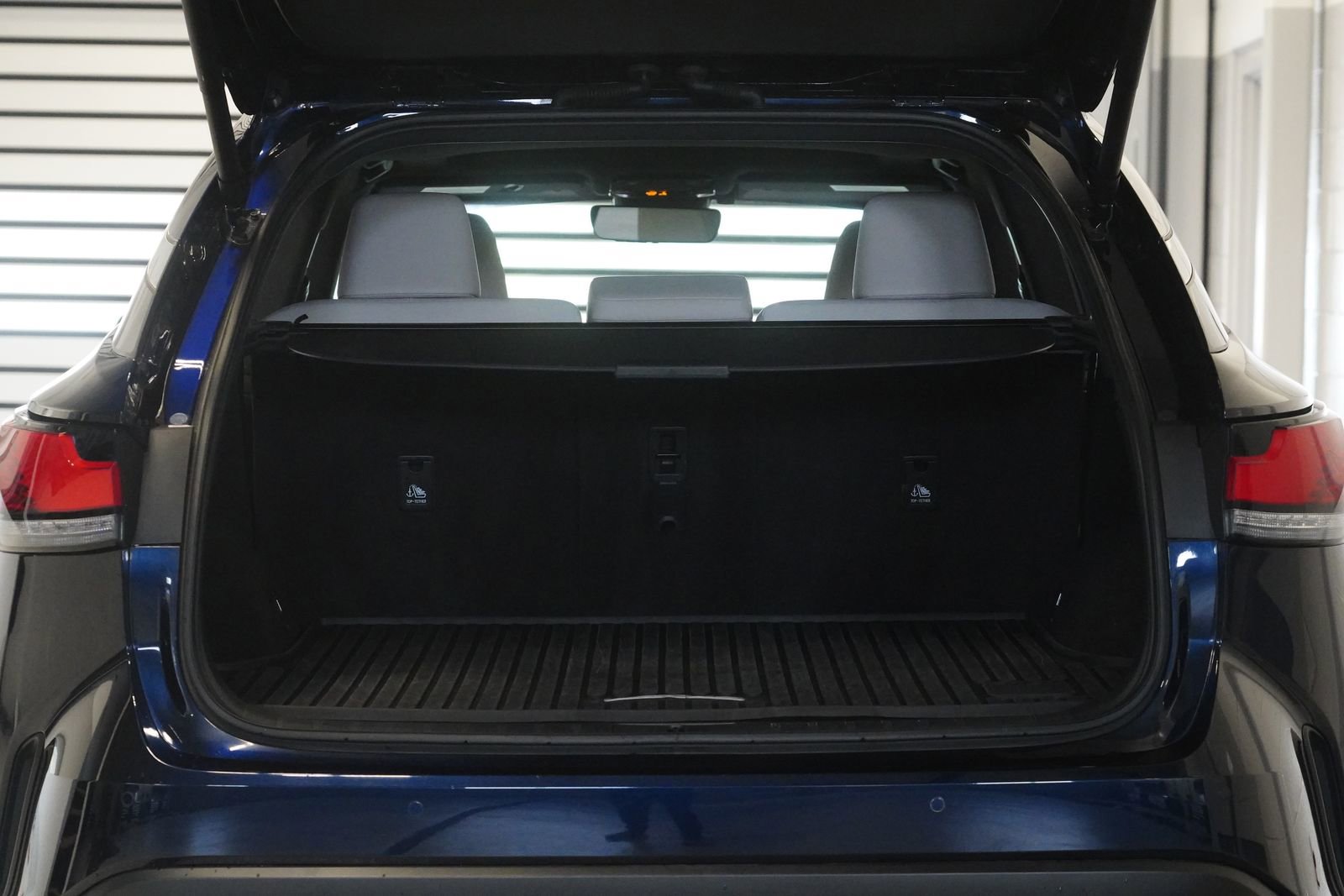 Used 2023 Lexus RX 350 Premium w/ Cold Area Package image 30