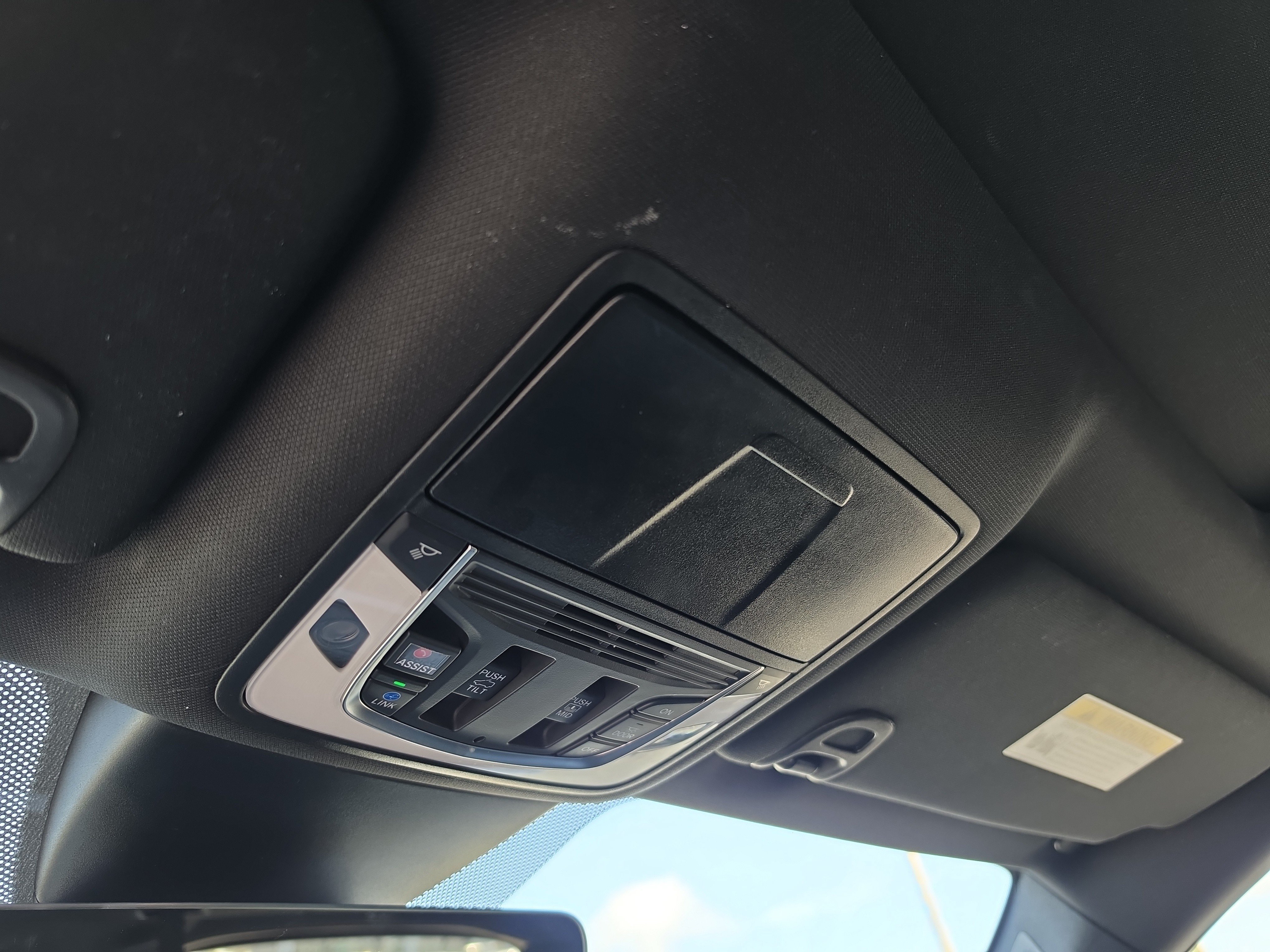Used 2024 Acura MDX A-Spec AWD/4WD image 31
