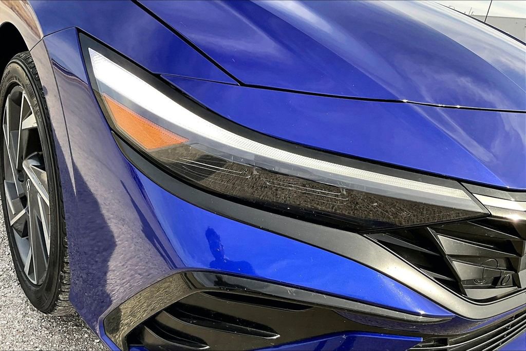 Used 2025 Hyundai Elantra SEL image 26