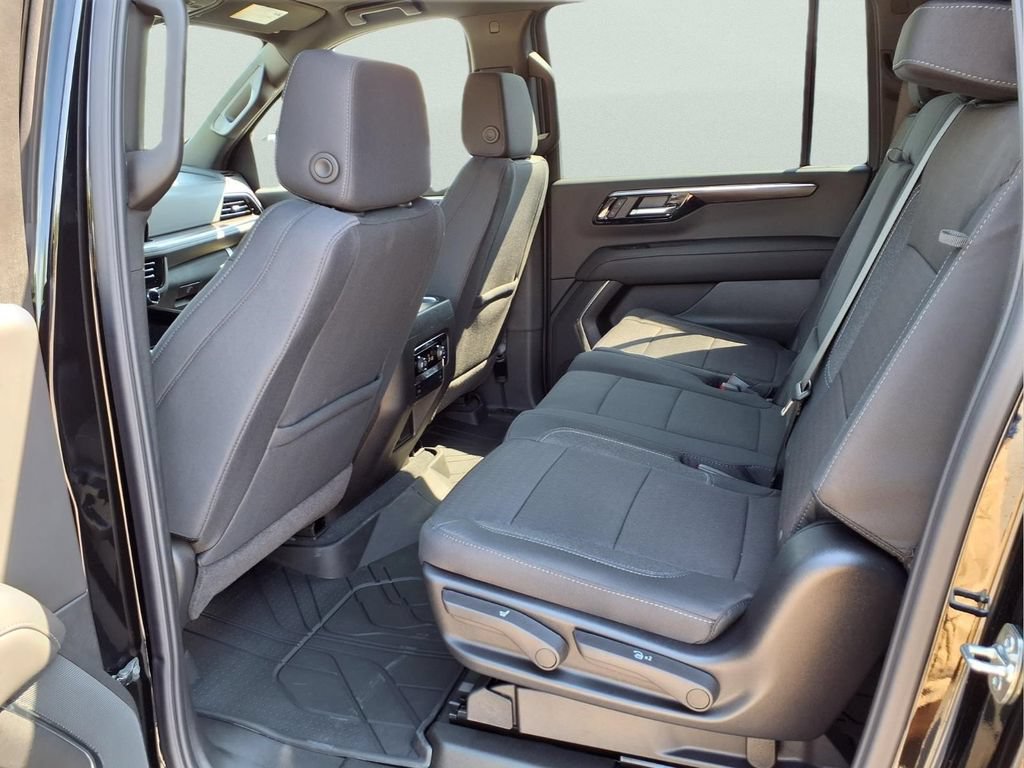 New 2026 Chevrolet Suburban LS AWD/4WD image 20