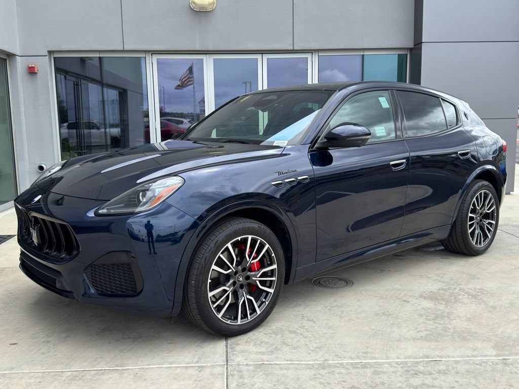 Certified 2023 Maserati Grecale Modena AWD/4WD image 4