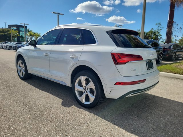 Used 2021 Audi Q5 Prestige w/ Prestige Package image 5