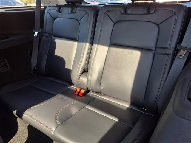 New 2025 Lincoln Aviator Reserve w/ Luxury Package image 12
