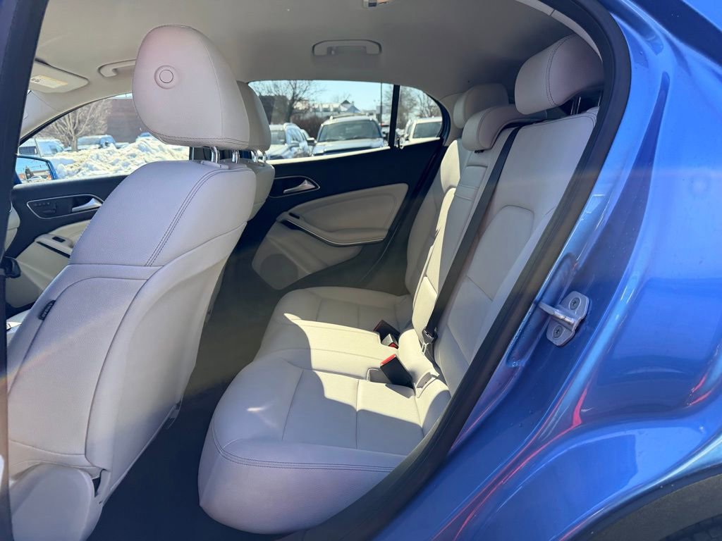 Used 2017 Mercedes-Benz GLA 250 4MATIC image 17