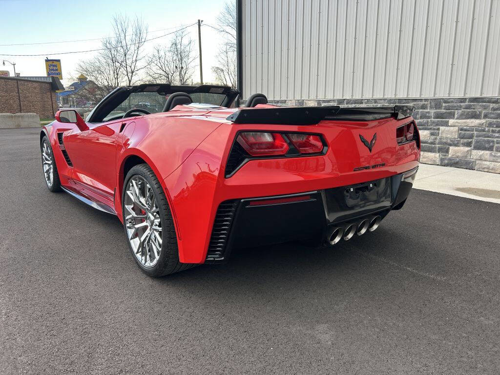Used 2018 Chevrolet Corvette Grand Sport image 3