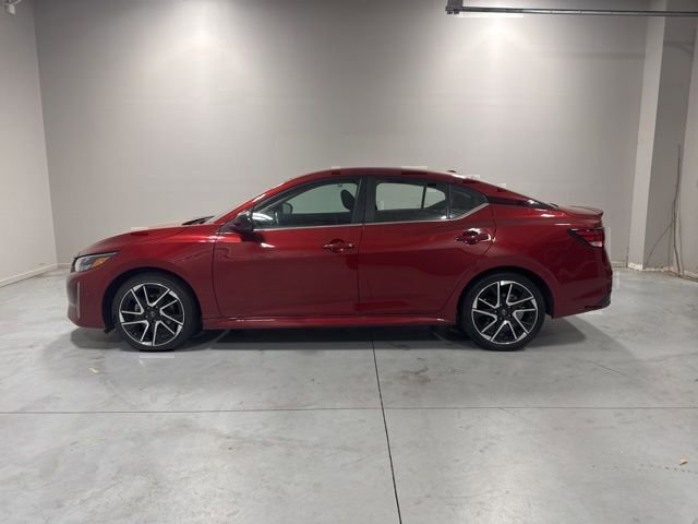 Used 2024 Nissan Sentra SR image 11