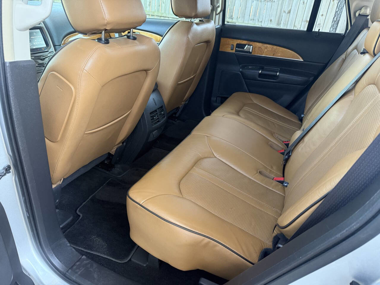 Used 2013 Lincoln MKX Base 4dr SUV image 12