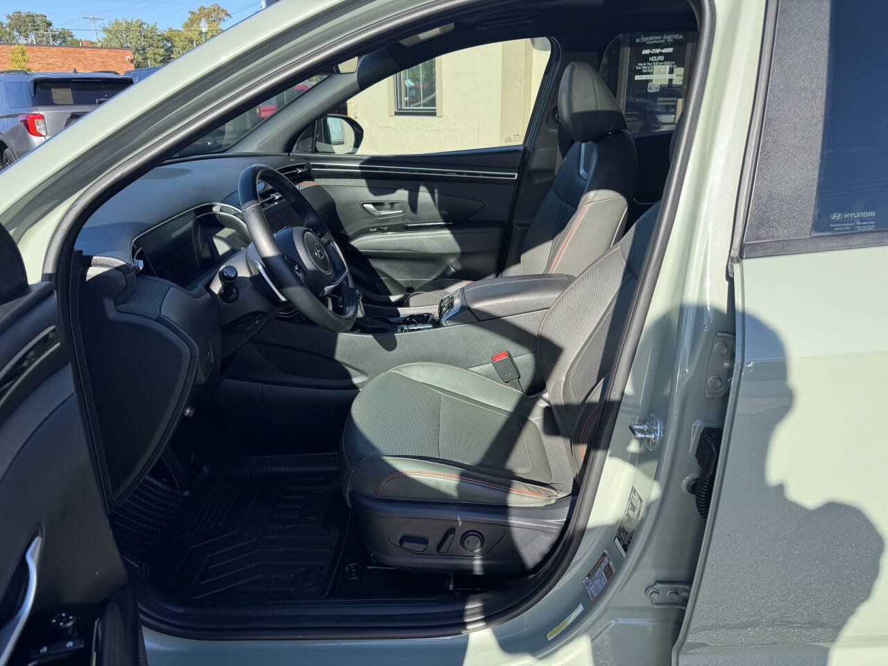 Used 2022 Hyundai Santa Cruz Limited AWD/4WD image 8