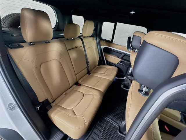 New 2026 Land Rover Defender 110 S image 29