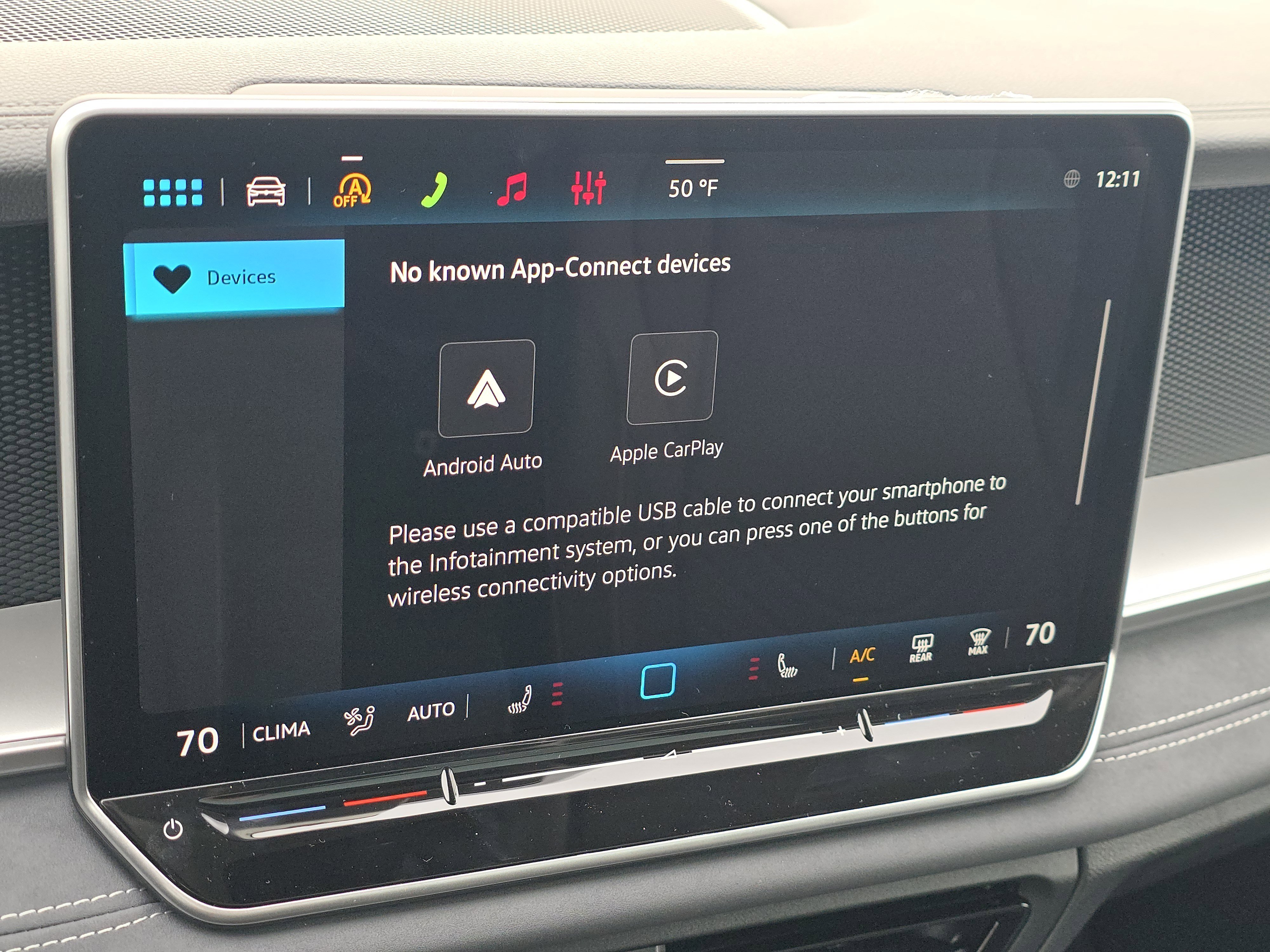 New 2026 Volkswagen Tiguan SE image 10