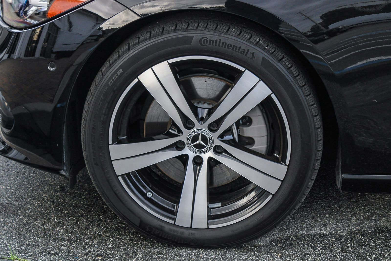 Certified 2025 Mercedes-Benz C 300 Sedan image 12