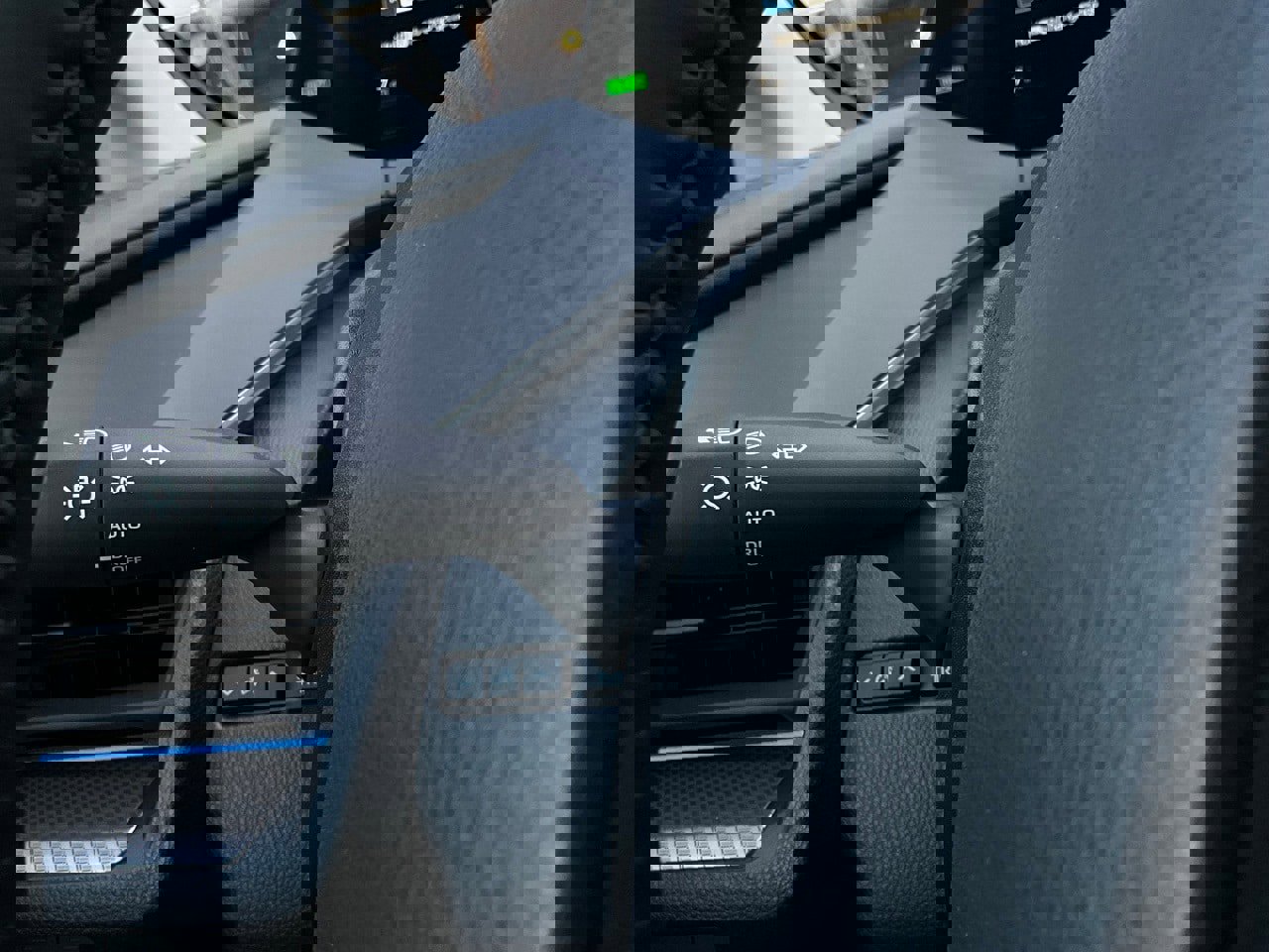 New 2026 Toyota Prius XLE image 33