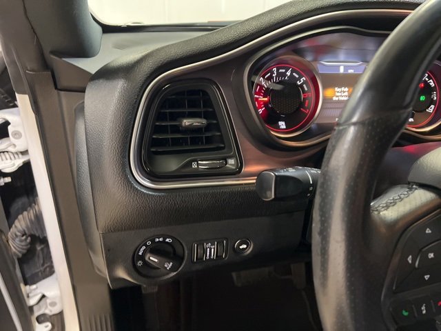 Used 2018 Dodge Challenger R/T image 14