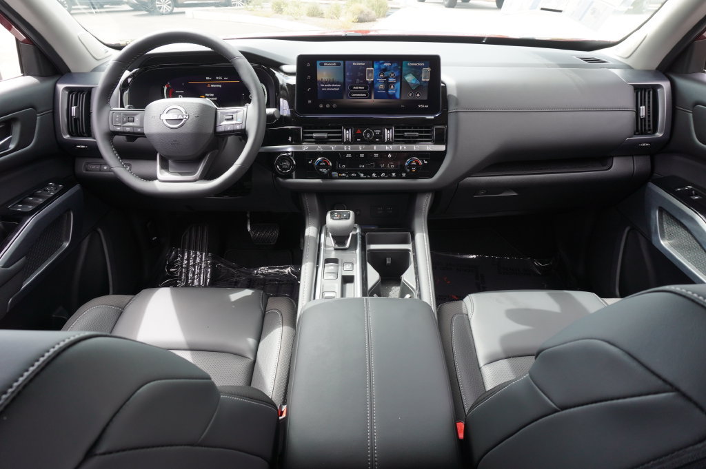 New 2026 Nissan Pathfinder SL w/ SL Premium Package FWD image 12