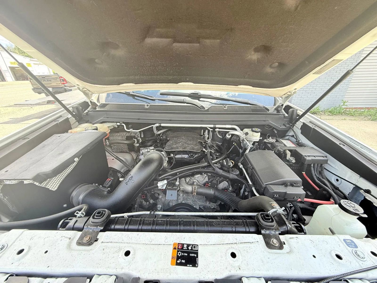 Used 2015 Chevrolet Colorado Z71 AWD/4WD image 34