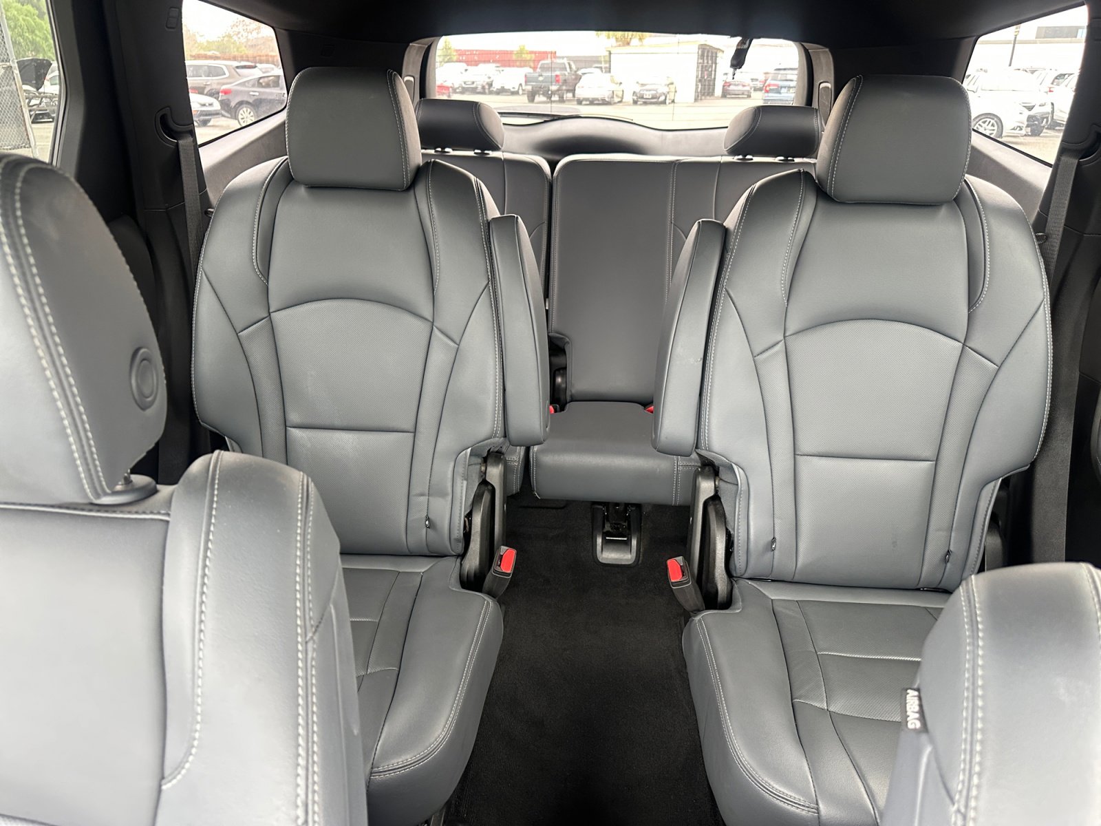 Used 2024 Buick Enclave Premium image 20