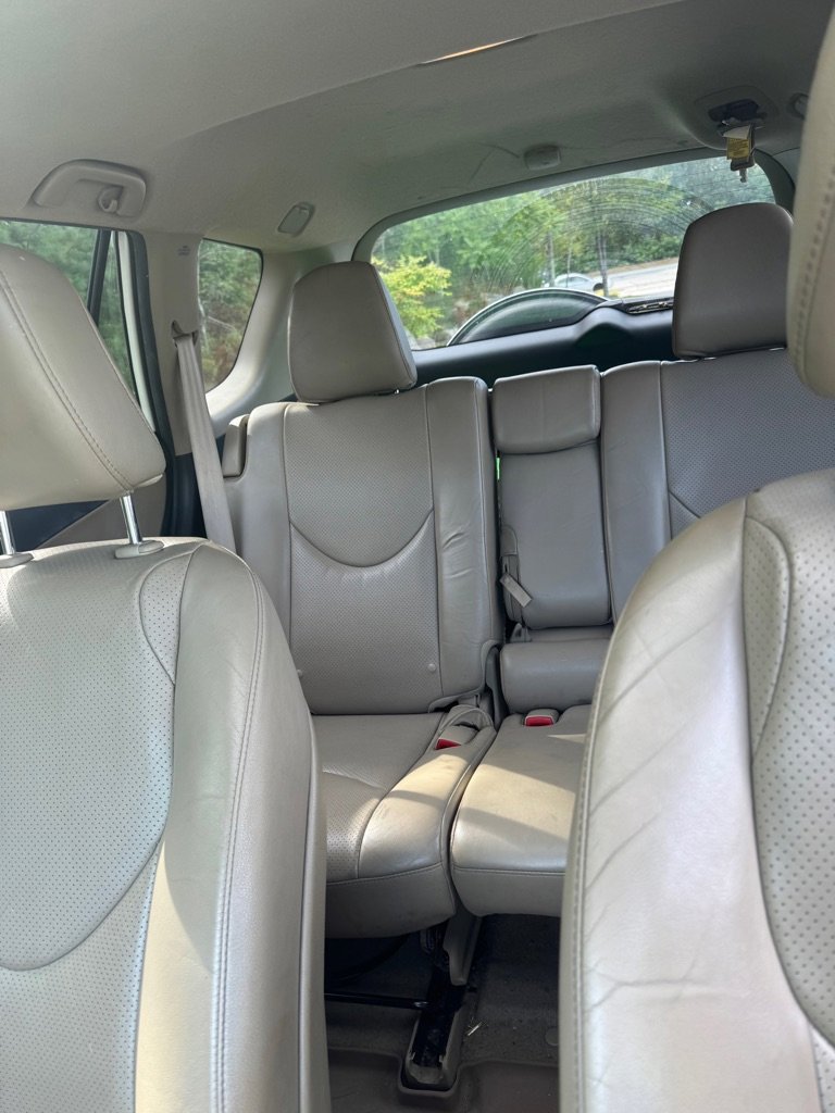 Used 2012 Toyota RAV4 Limited image 21