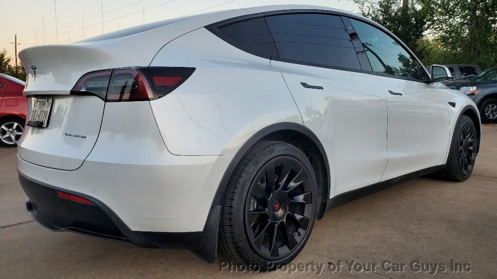 Used 2021 Tesla Model Y Long Range AWD/4WD image 14