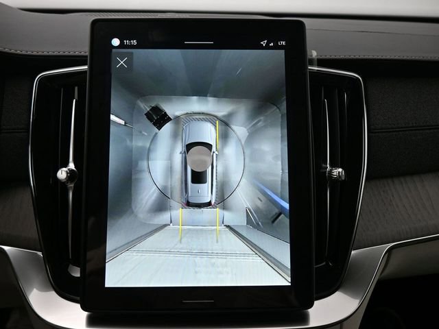 New 2026 Volvo XC90 B6 Ultra w/ Protection Package image 23