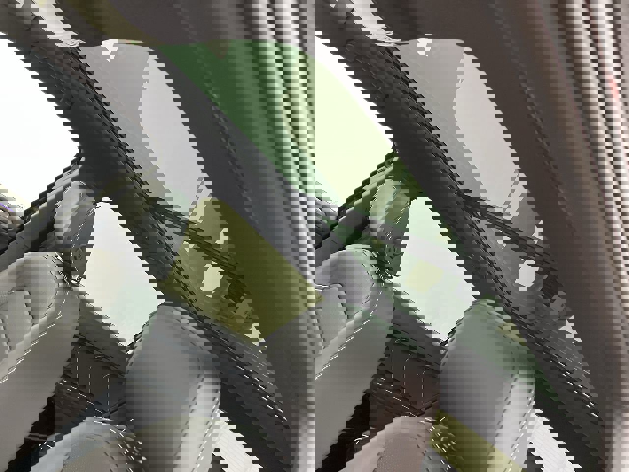 Used 2022 Volkswagen Tiguan SEL R-Line AWD/4WD image 7