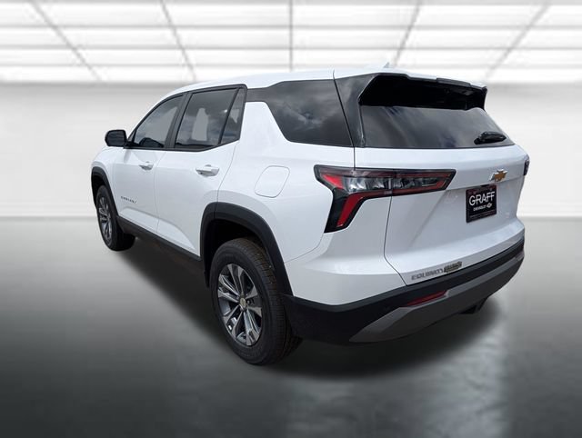 New 2026 Chevrolet Equinox LT w/ Safety and Technology Package FWD image 2